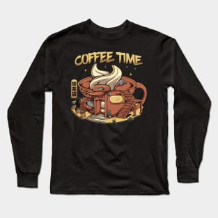 coffee shop for cats Long Sleeve T-Shirt